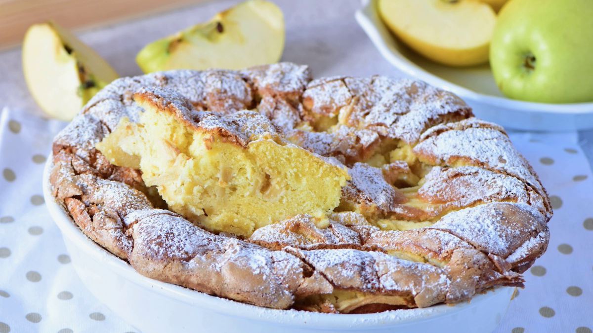 Gâteau aux pommes et au yaourt grec moelleux et parfumé