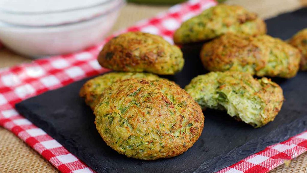Galettes de courgettes au parmesan savoureuses