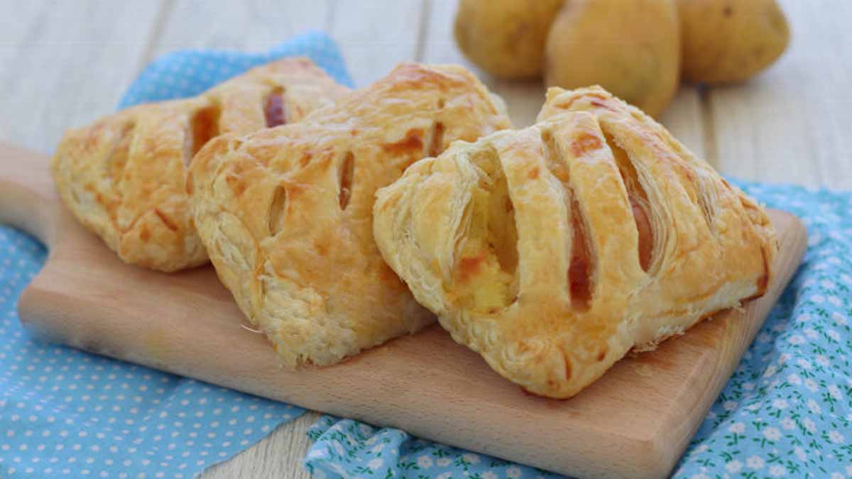 Feuilletés aux pommes de terre aux lardons et au fromage fumé super bons